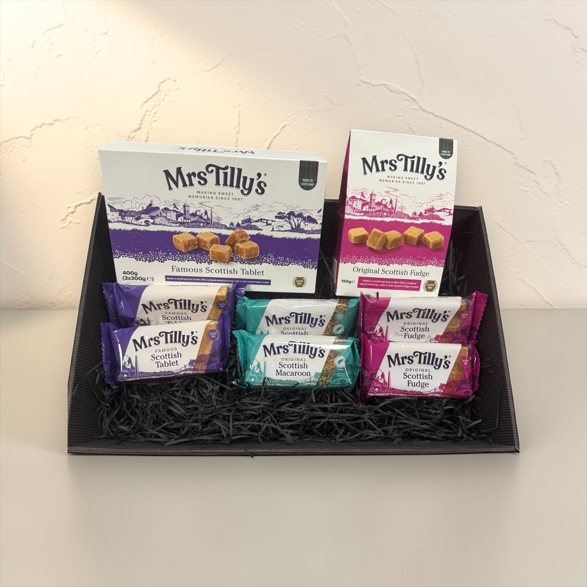 Mrs Tilly’s Deluxe Scottish Treat Gift Box